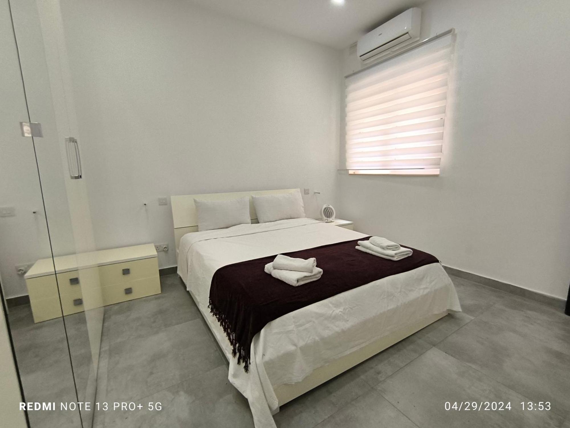 One Bedroom Tea Apartment Il-Gzira Bagian luar foto