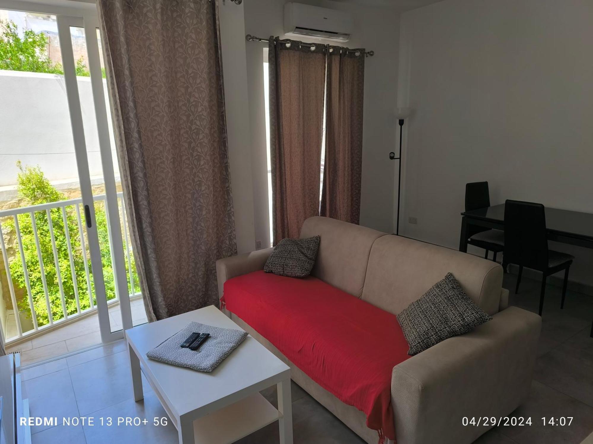 One Bedroom Tea Apartment Il-Gzira Bagian luar foto
