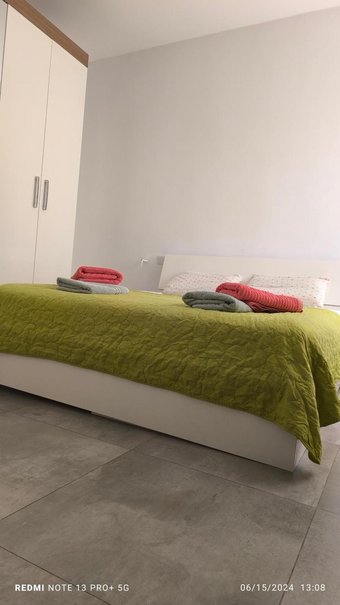 One Bedroom Tea Apartment Il-Gzira Bagian luar foto