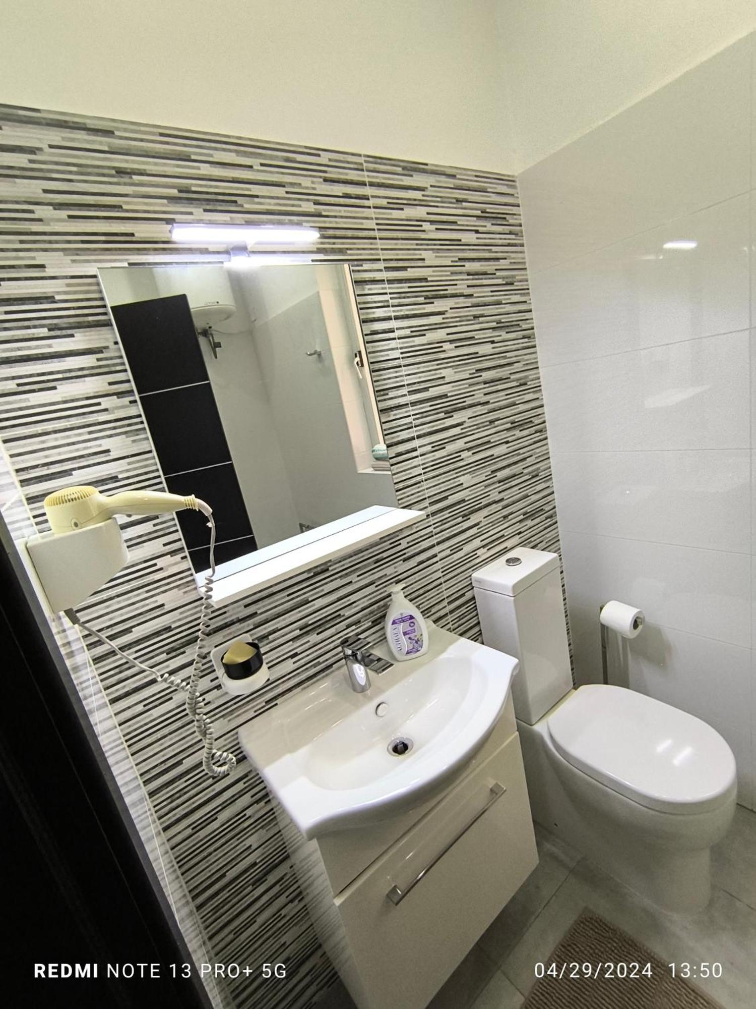 One Bedroom Tea Apartment Il-Gzira Bagian luar foto