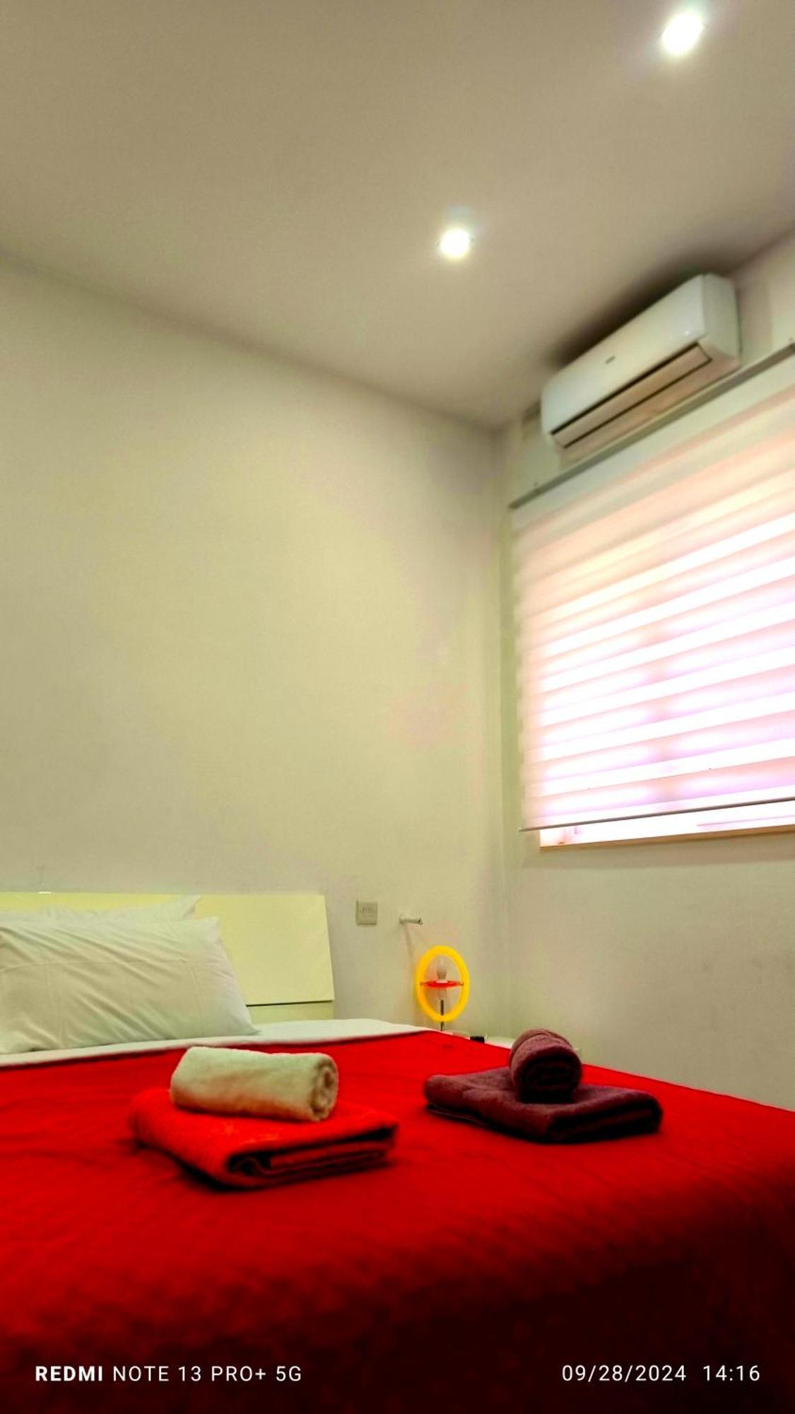 One Bedroom Tea Apartment Il-Gzira Bagian luar foto